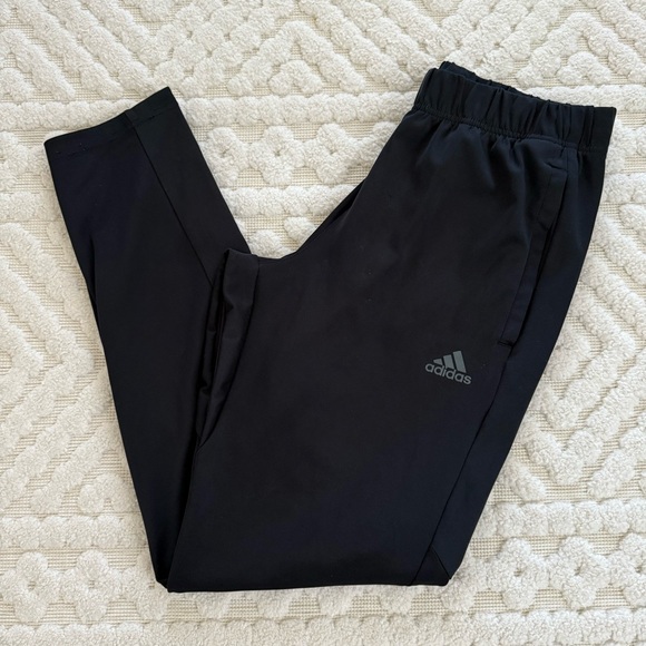 Adidas Own The Run aeroready Running Black Zip Jogger size Medium FL6962 - Picture 1 of 10